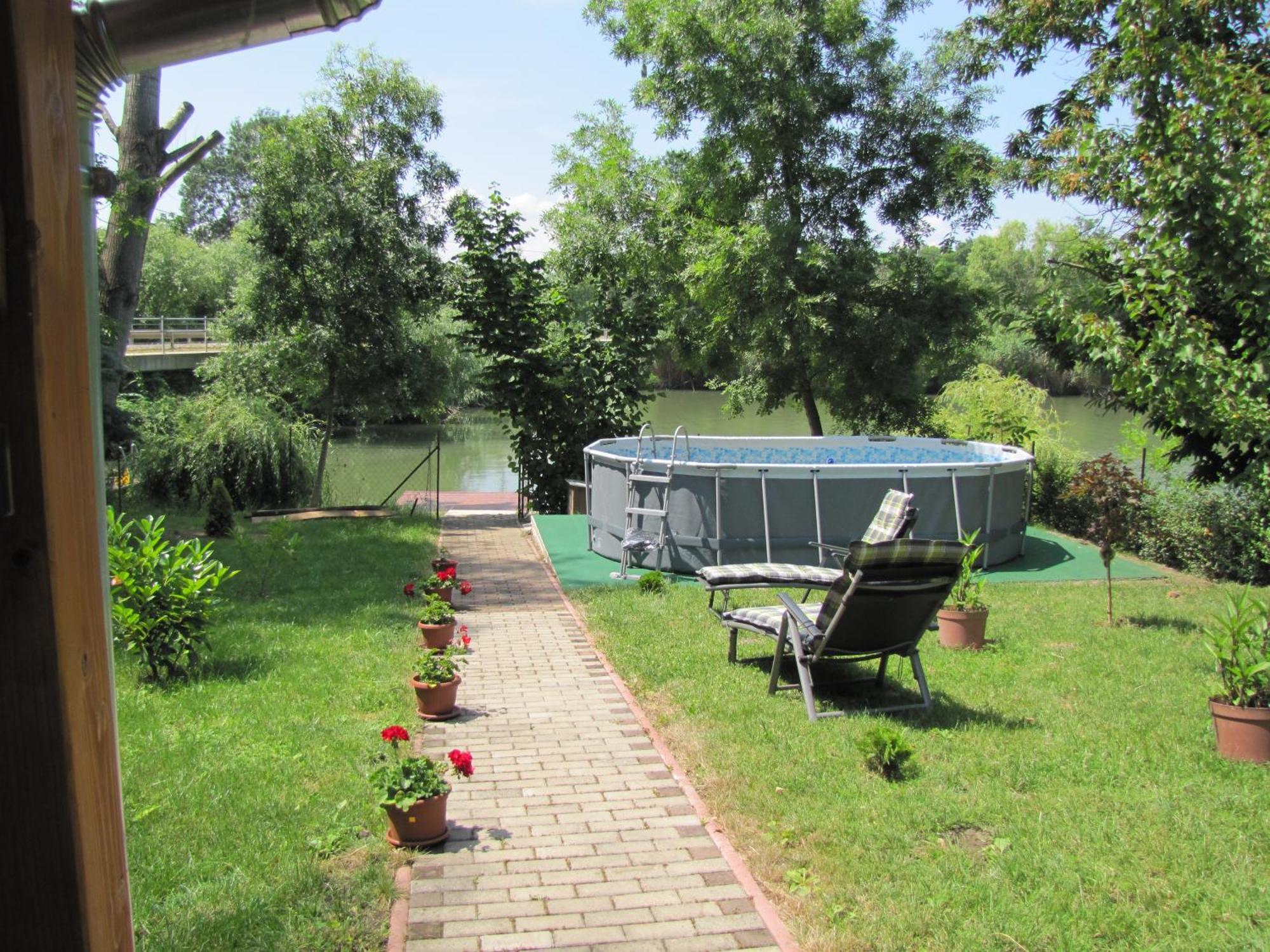 Gyoengyhaz Nyaralo Vila Gyomaendrőd Exterior foto